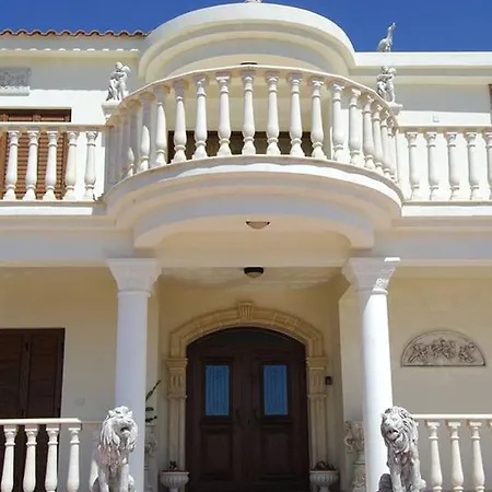 Purple Grape Villa
